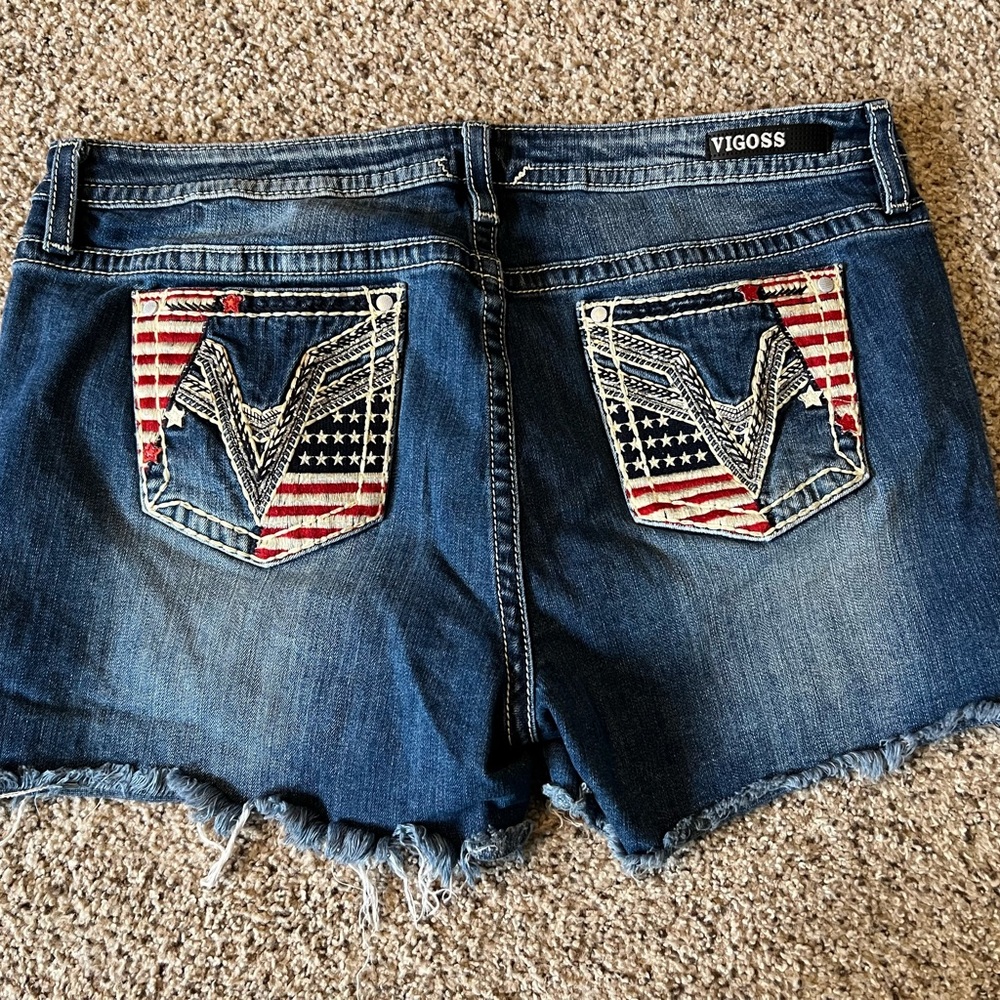 Women’s Vigoss shorts size 20
